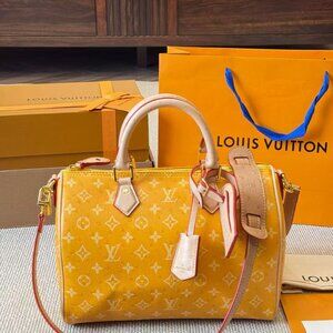 Classic Louis Vuitton Bag: A Stylish and Versatile Choice for Elegance